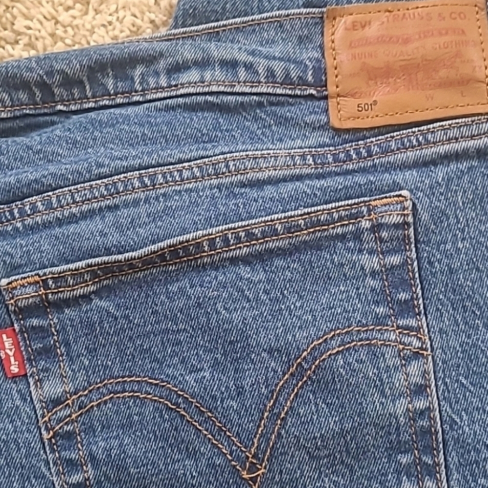 Levi's 501 Original Fit Jeans Plus Size 22W High Rise Button Fly Blue Classic - Picture 7 of 14